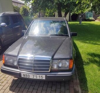 Mercedes-Benz - typ 124 230e