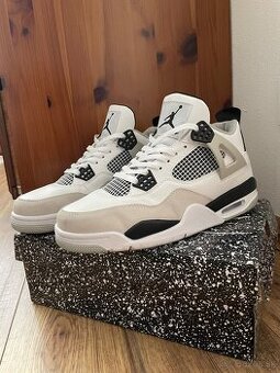 Air Jordan 4 Military Black - 1