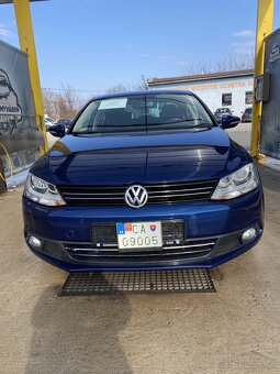 Volkswagen Jetta 1.2TSI 77kw Limited Edition TOP Stav