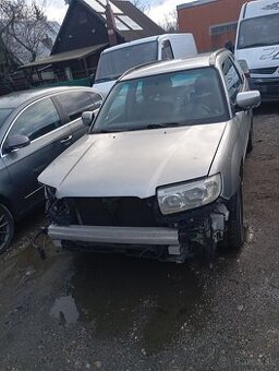 Rozpredám Subaru..forester