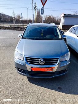 Volkswagen touran 2tdi 7miestny