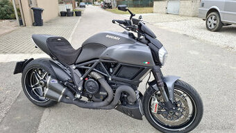 Ducati diavel 1200