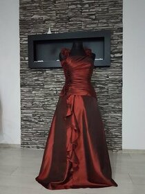 Elegantné spoločenské šaty bordové - 42-46 - 1
