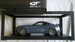 1:18 FORD MUSTANG DARK HORSE model 2024 - nový GT SPIRIT