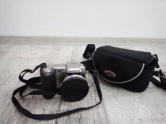 Olympus SP-600UZ