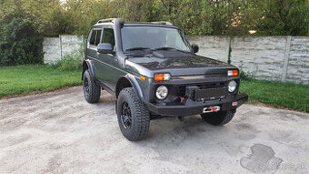 Lada Niva BRONTO, r. 2023, 1.majiteľ, 7500 km, odpočet DPH