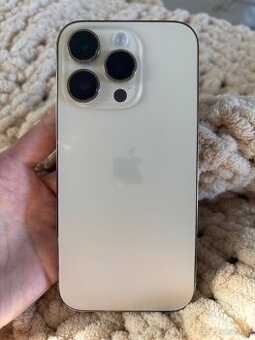 iPhone 14 pro gold - 1