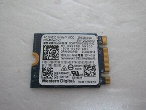 SSD NVME 256GB a 128GB