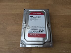 1TB WD 10EFRX HDD