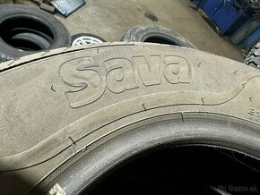 Pneu 215/65 R16 Sava