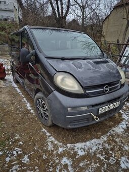 Opel Vivaro 1.9DTi rok 2003 Nepojazdne