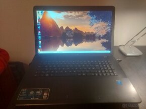 Asus X751L SonicMaster 17,3" i3 SSD 128 4Gb.