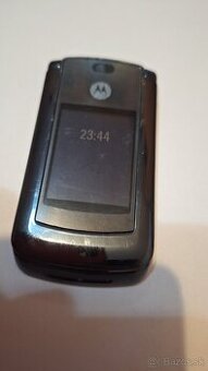 Motorola V8 - 1