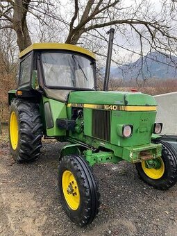 John Deere 1640