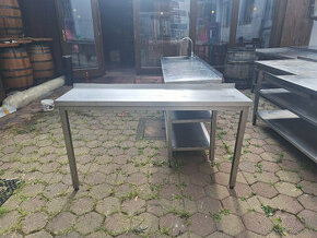 Nerezový stôl s 2 nôžkami 142x40 cm