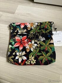 Desigual crossbody kvetinová kabelka