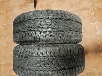 Predám 2ks zimné pneumatiky zn. Pirelli 245/40 r19