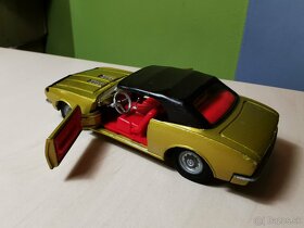 Corgi toys Chevrolet Camaro SS