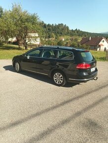 Passat b7 čierna metaliza r.2012