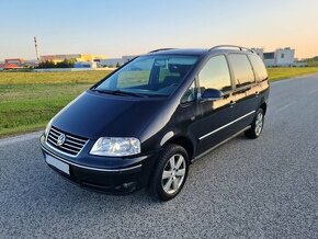 Volkswagen Sharan 1.9TDI 4Motion - 1