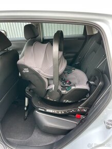 Autosedačka Britax Römer Baby-Safe Pro Vario Base 5Z Bundle