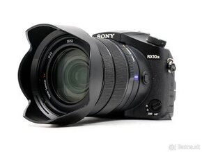 SONY RX10 III