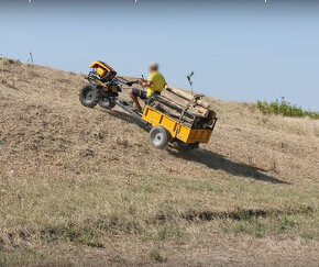 Jednoosí traktor 18 HP +príves = 4x4náhon aj nápravy prívesu