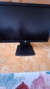 LCD monitor 24"