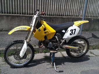 Suzuki RM 125