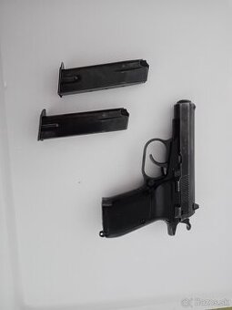 PREDAM  PIŠTOL MAKAROV