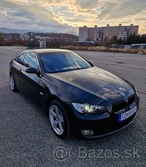 BMW e92 320i coupe manuál