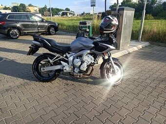 YAMAHA FZ 6