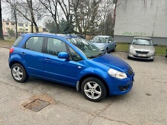 Suzuki SX4 1.5 BENZÍN