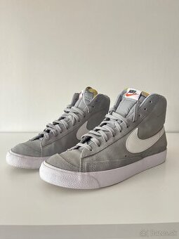 Nike Blazer '77