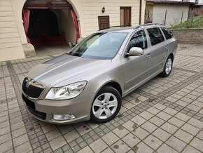 Škoda Octavia Combi 1.6 TDI CR M5 Elegance Navi Ťažné OrigKM