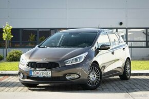 Kia Cee´d 1.6 GDI LX/Silver - 1