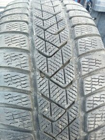 245/45 R 18 100V  zimné Run flat