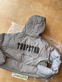 Trapstar Women's Decoded 2.0 Hooded Puffer Jacket