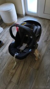 Cybex Aton 5 + isofix základňa