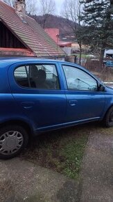 Predám Toyota yaris 1.0