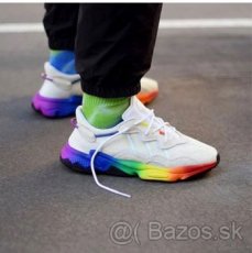 ADIDAS OZWEEGO PRIDE