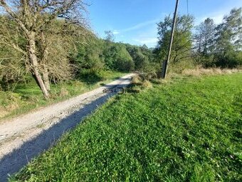 NA PREDAJ-SUPER CENA-stavebný pozemok 1049m2 KORYTÁRKY okr.D