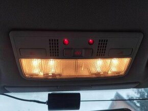 VW Passat W8 stropná lampa catvision