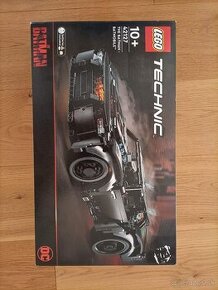 Lego Technic Batmobil 10+