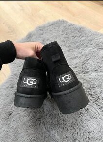 Ugg