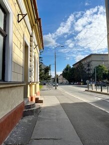 Veľké obchodné priestory v centre mesta - Komenského