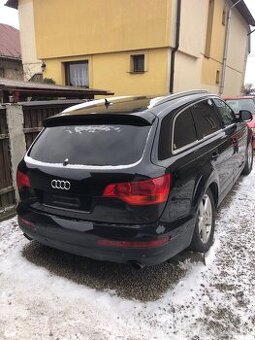 Audi Q7 4.2 FSI V8