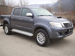 TOYOTA HILUX DOUBLECAB 2,5 D-4D 106KW 4x4 Uzavierka .