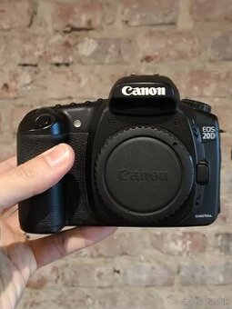 Canon EOS 20D + 17-85mm f4-5.6 IS USM