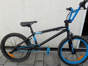 Freeride BMX Mongoose Capture 20"